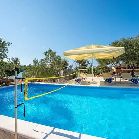 Villa Lara