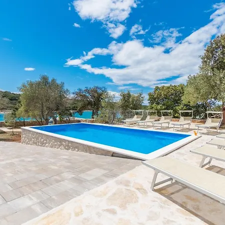 Villa Lara *