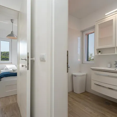 Lara 别墅 Verunić