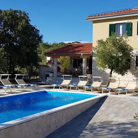 Villa Lara *